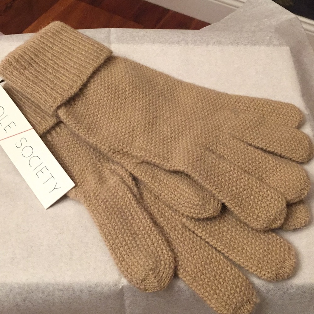 BNWT Sole Society Gloves